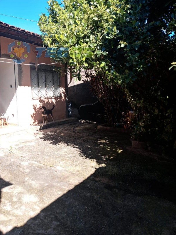 Excelente casa de três quartos com suíte, área gourmet, construção para hospedes tipo Kitnet, para visitas ou escritório, aceita financiamento Foto 5