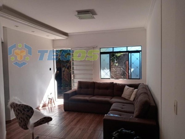 Excelente casa de três quartos com suíte, área gourmet, construção para hospedes tipo Kitnet, para visitas ou escritório, aceita financiamento Foto 15