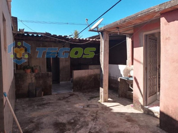 Excelente casa de três quartos com suíte, área gourmet, construção para hospedes tipo Kitnet, para visitas ou escritório, aceita financiamento Foto 22