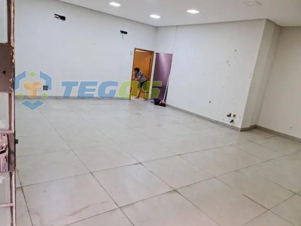 LOJA COM 600m² Foto 5