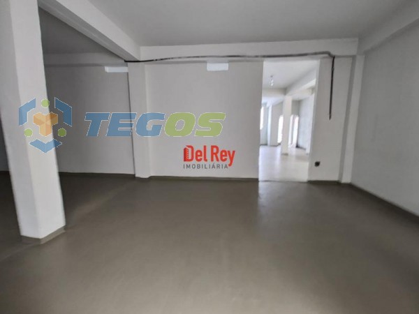 Alugo salão comercial no Bairro Caiçaras Foto 3