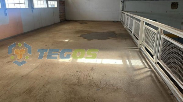 Galpão localizado em Centro com área útil 1800.00 m². Foto 4