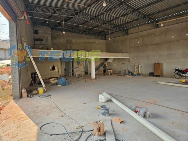 LOJA COM 352m² Foto 2