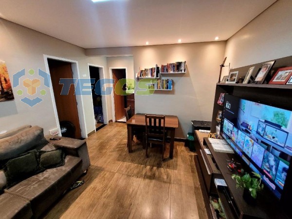 APARTAMENTO 2 QUARTOS COM ARMARIOS Foto 1