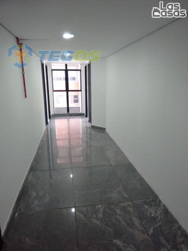 MEIO ANDAR COMERCIAL COM 221m² Foto 5