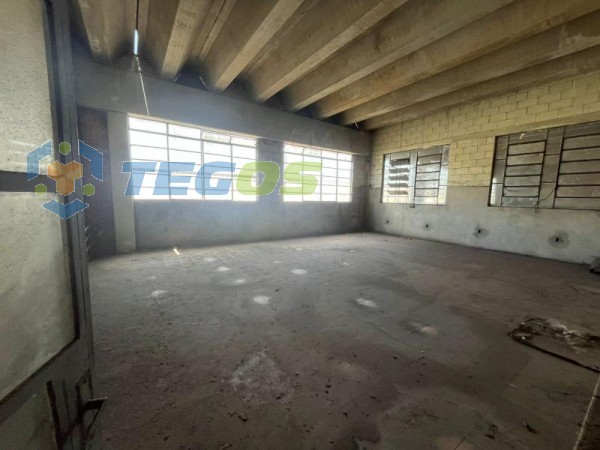 Galpão localizado em Cidade Industrial com área útil 2300.00 m². Foto 2