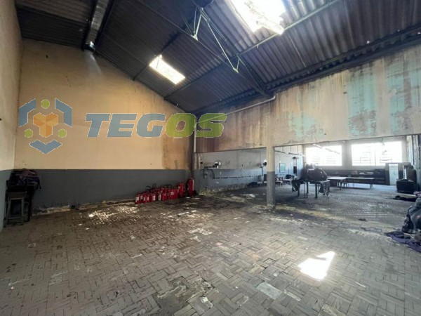 Galpão localizado em Cidade Industrial com área útil 2300.00 m². Foto 3