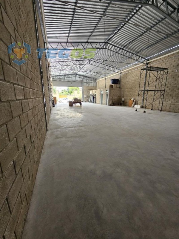Galpão localizado em Jardim Alterosa com área útil 309.00 m². Foto 3