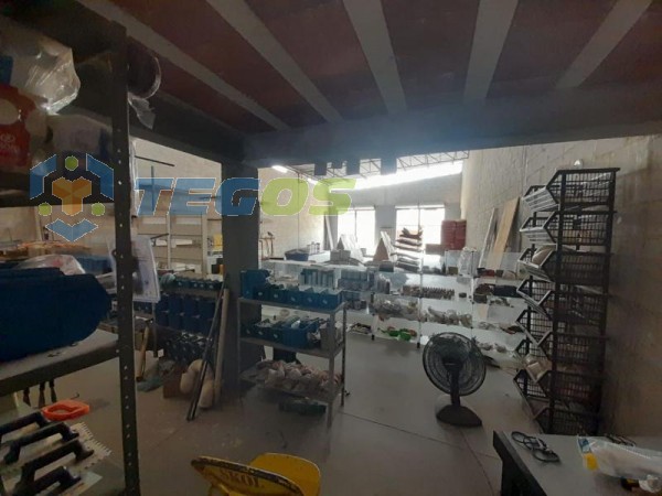 Galpão localizado em Tropical com área útil 200.00 m². Foto 4