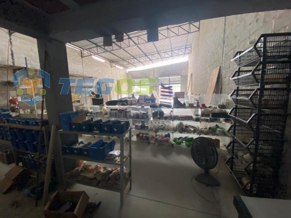 Galpão localizado em Tropical com área útil 200.00 m². Foto 6