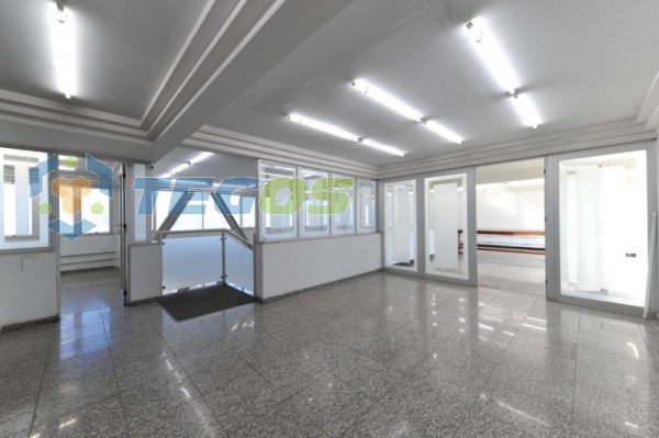 Prédio localizado em Carlos Prates. 0 quartos, 0 banheiros e 0 vagas. Foto 7