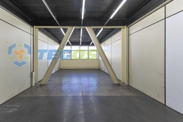 Prédio localizado em Carlos Prates. 0 quartos, 0 banheiros e 0 vagas. Foto 8
