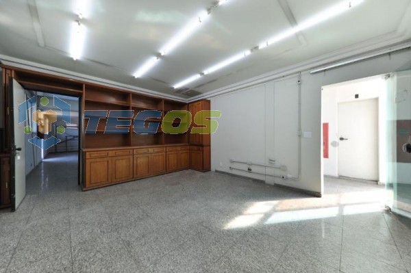 Prédio localizado em Carlos Prates. 0 quartos, 0 banheiros e 0 vagas. Foto 9