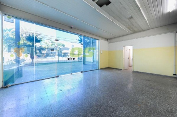 Prédio localizado em Carlos Prates. 0 quartos, 0 banheiros e 0 vagas. Foto 10