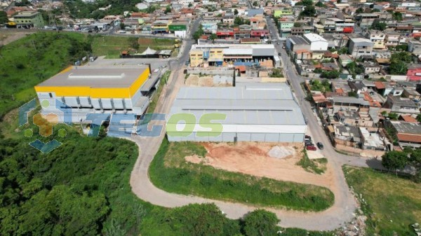 Galpão localizado em Guanabara com área útil 1480.00 m². Foto 3