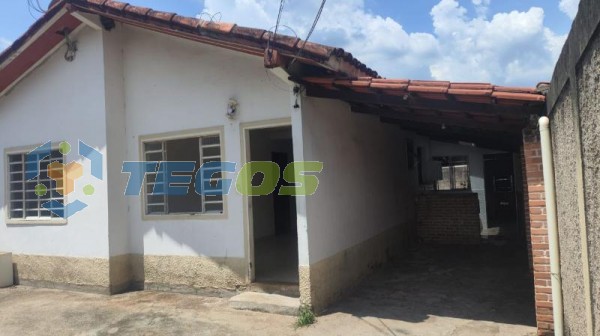 Casa localizado em Riacho Da Mata. 3 quartos, 1 banheiros e 4 vagas. Foto 1
