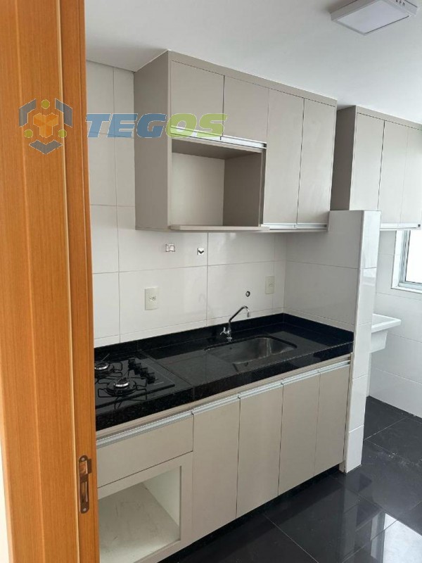 Apartamento localizado em Serrano. 3 quartos (1 suítes), 1 banheiros e 2 vagas. Foto 2